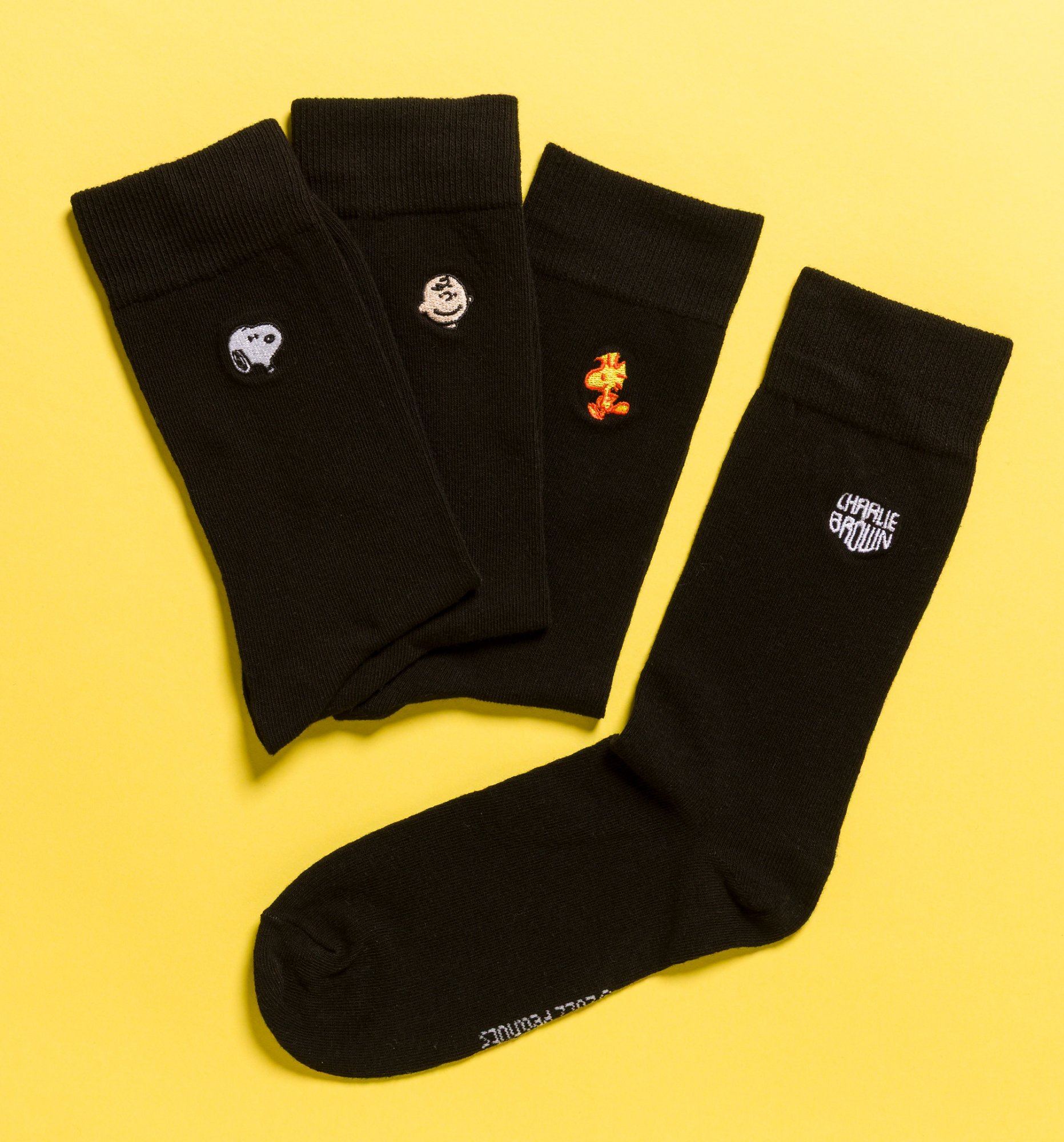 Peanuts Snoopy and Friends 4pk Embroidered Socks